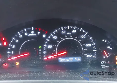 2011 Toyota Camry Le z USA, uszkodzony, nr VIN 4T1BF3EK9BU152644